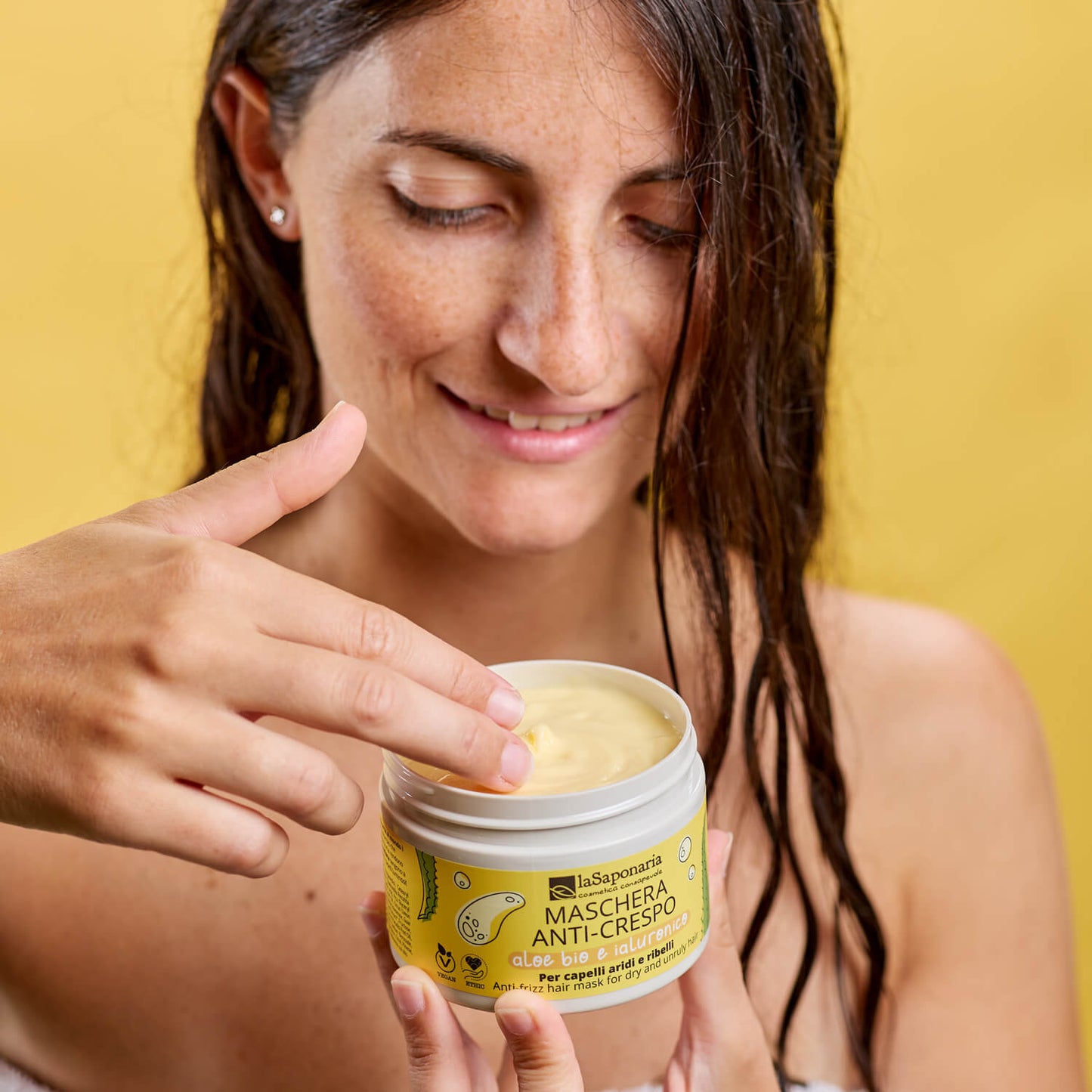 Anti-Frizz Hair Mask